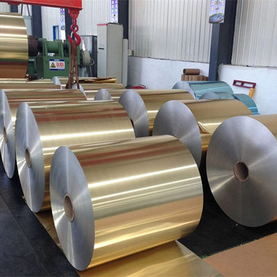 Vendas directas de fábrica O - H112 Cores revestidas 3003 Rolo de alumínio para alimentos Folha de alumínio para uso doméstico