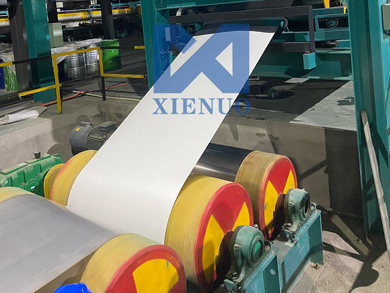 1050 1060 1070 1100 Rolos de alumínio pré-pintados, revestidos por cor de alumínio, para edifícios industriais e de decoração